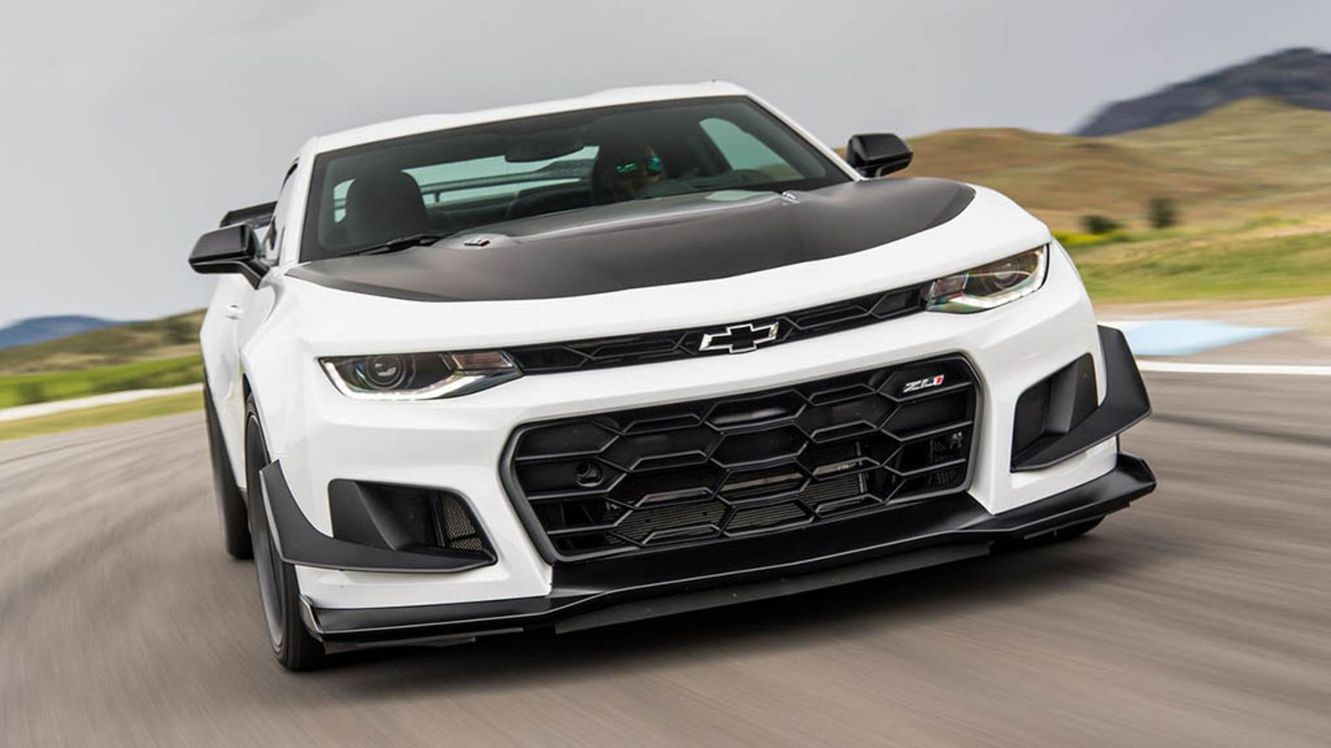 2018-chevy-camaro-zl1-1le-first-drive 10