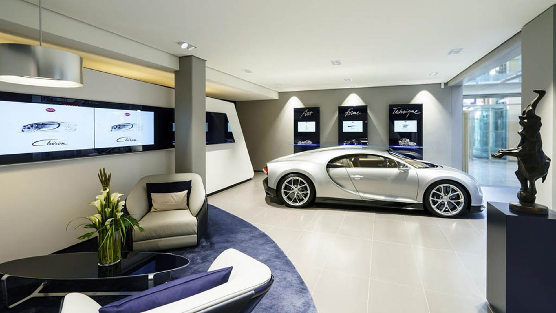 Bugatti-Dealership-Hamburg-6