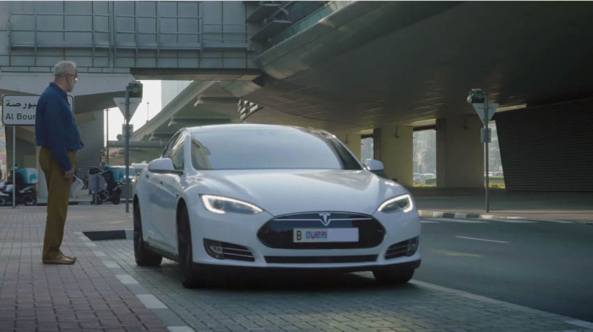 Dubai Takes Delivery Of Tesla Taxi