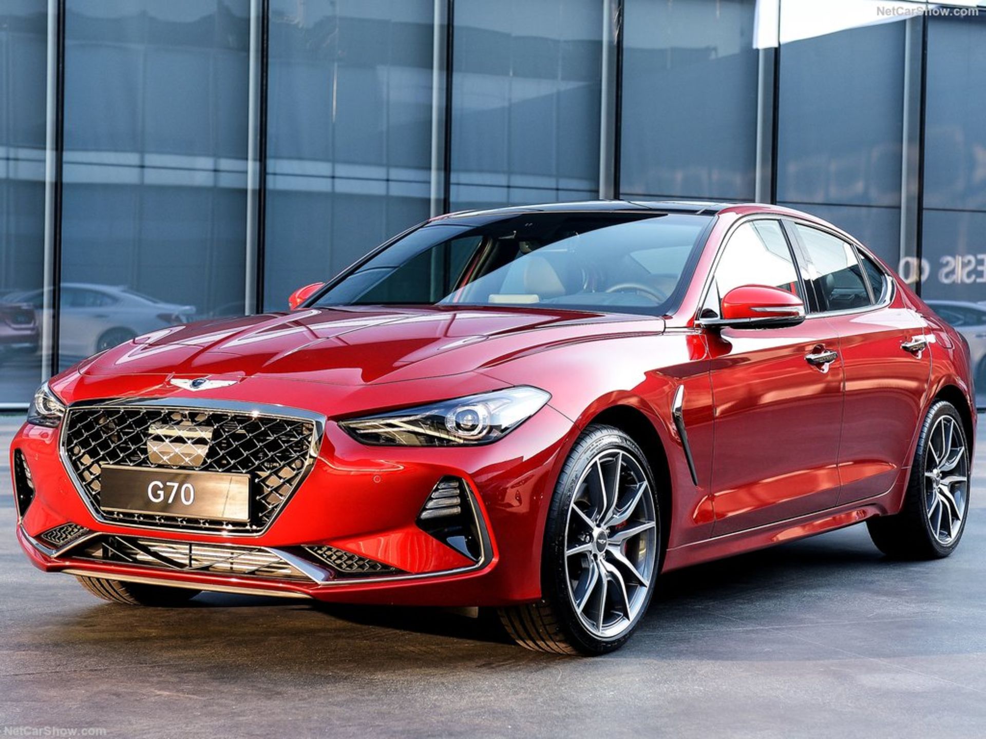 Genesis-G70-2018-1024-01