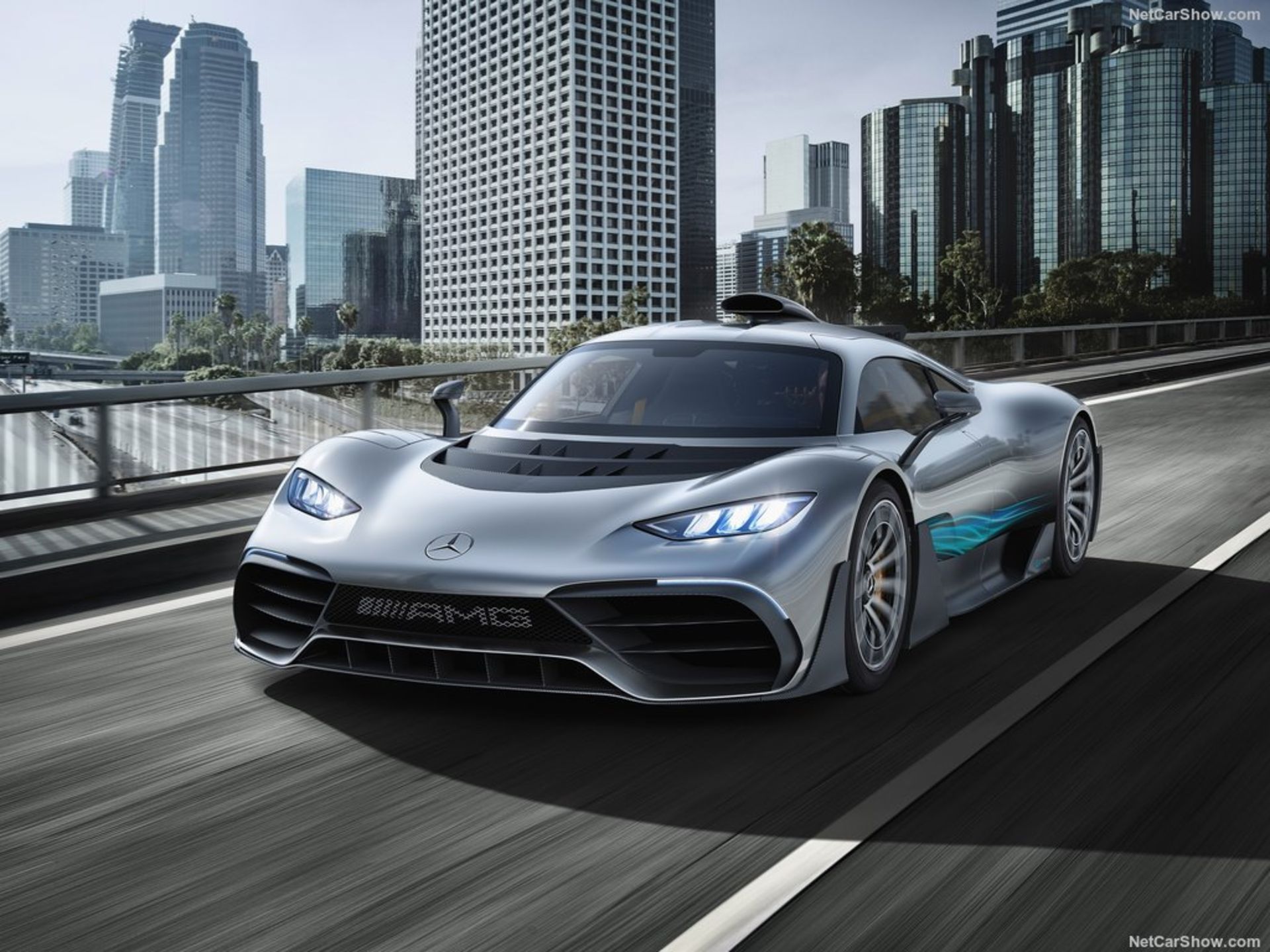 Mercedes-Benz-AMG_Project_ONE_Concept-2017-1024-02