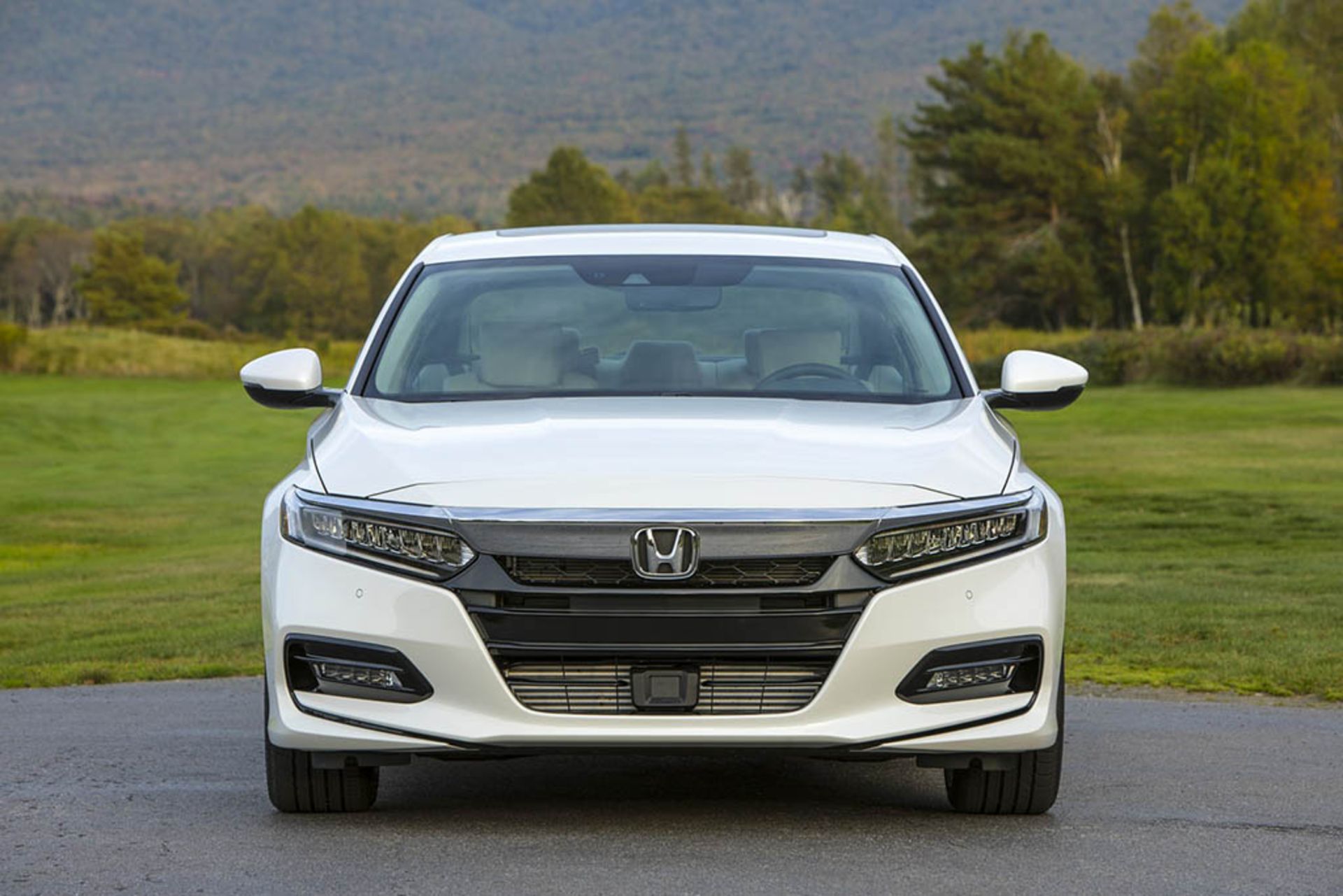 2018-Honda-Accord-109