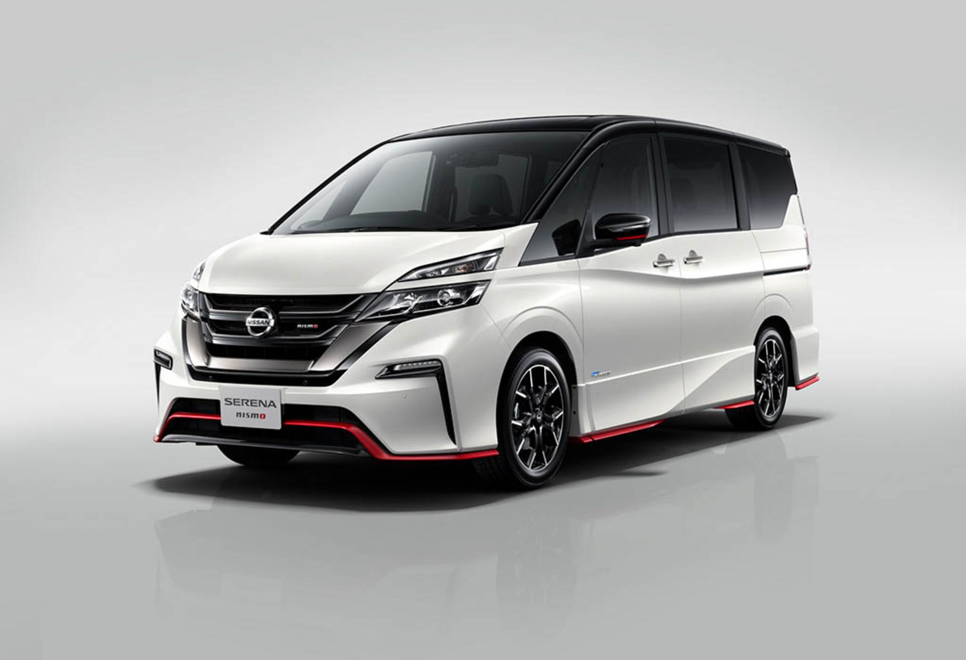 2018-nissan-serena-nismo-1