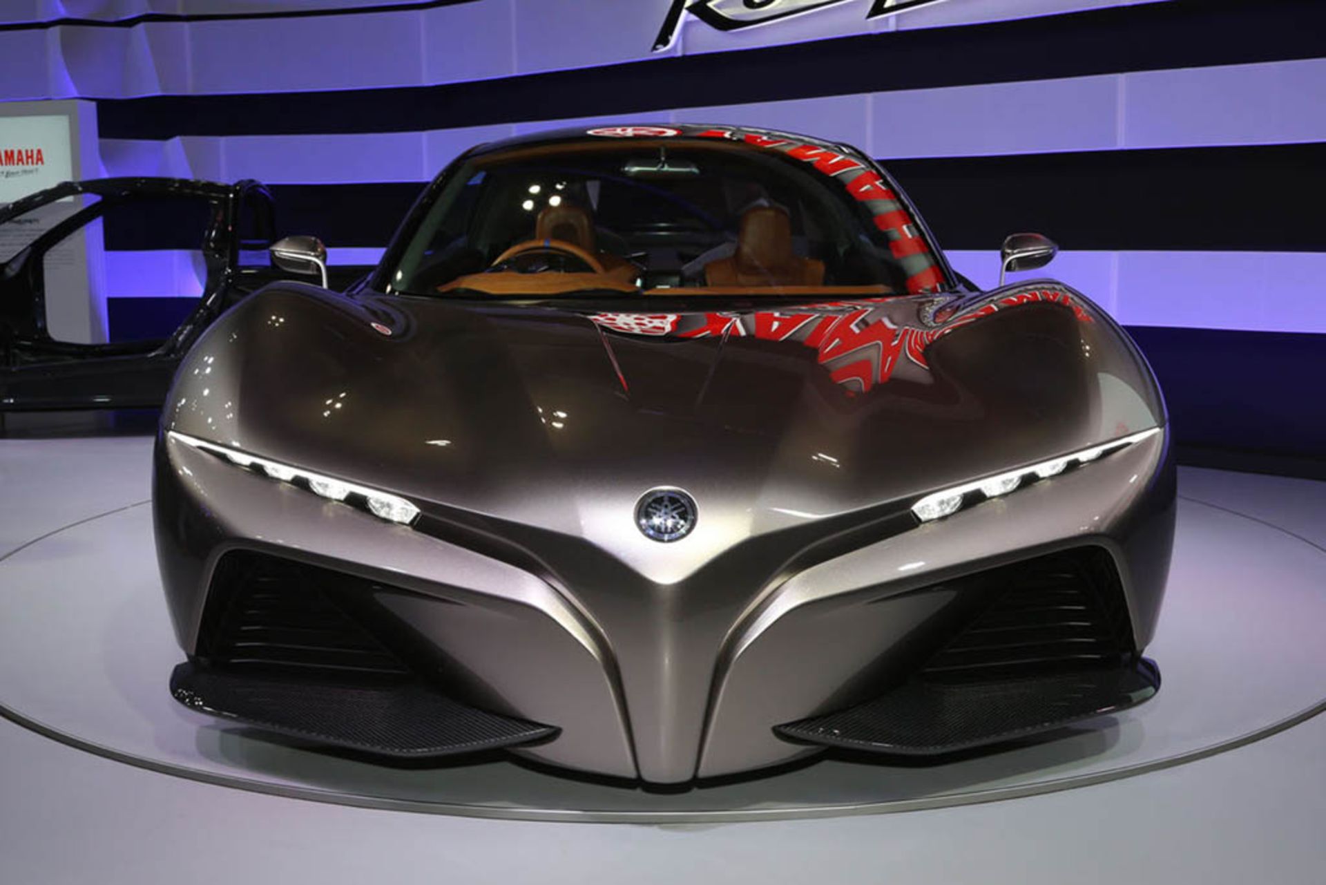 Yamaha-Sports-Ride-Concept-front-end
