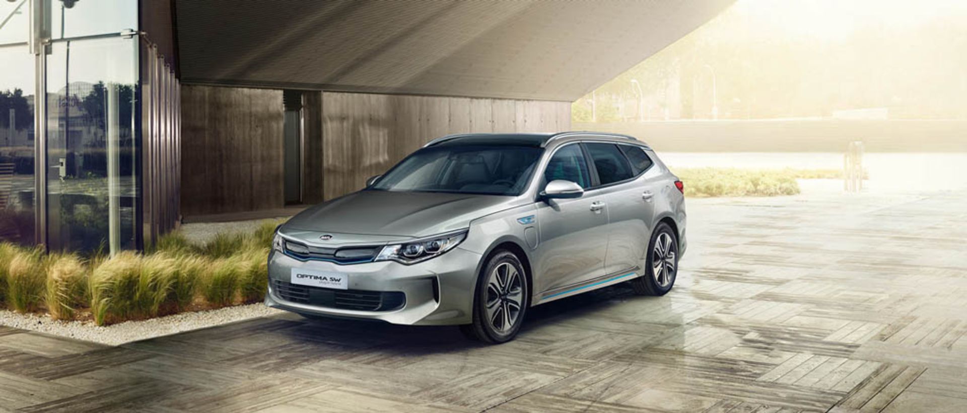 kia-optima-sw-phev-w