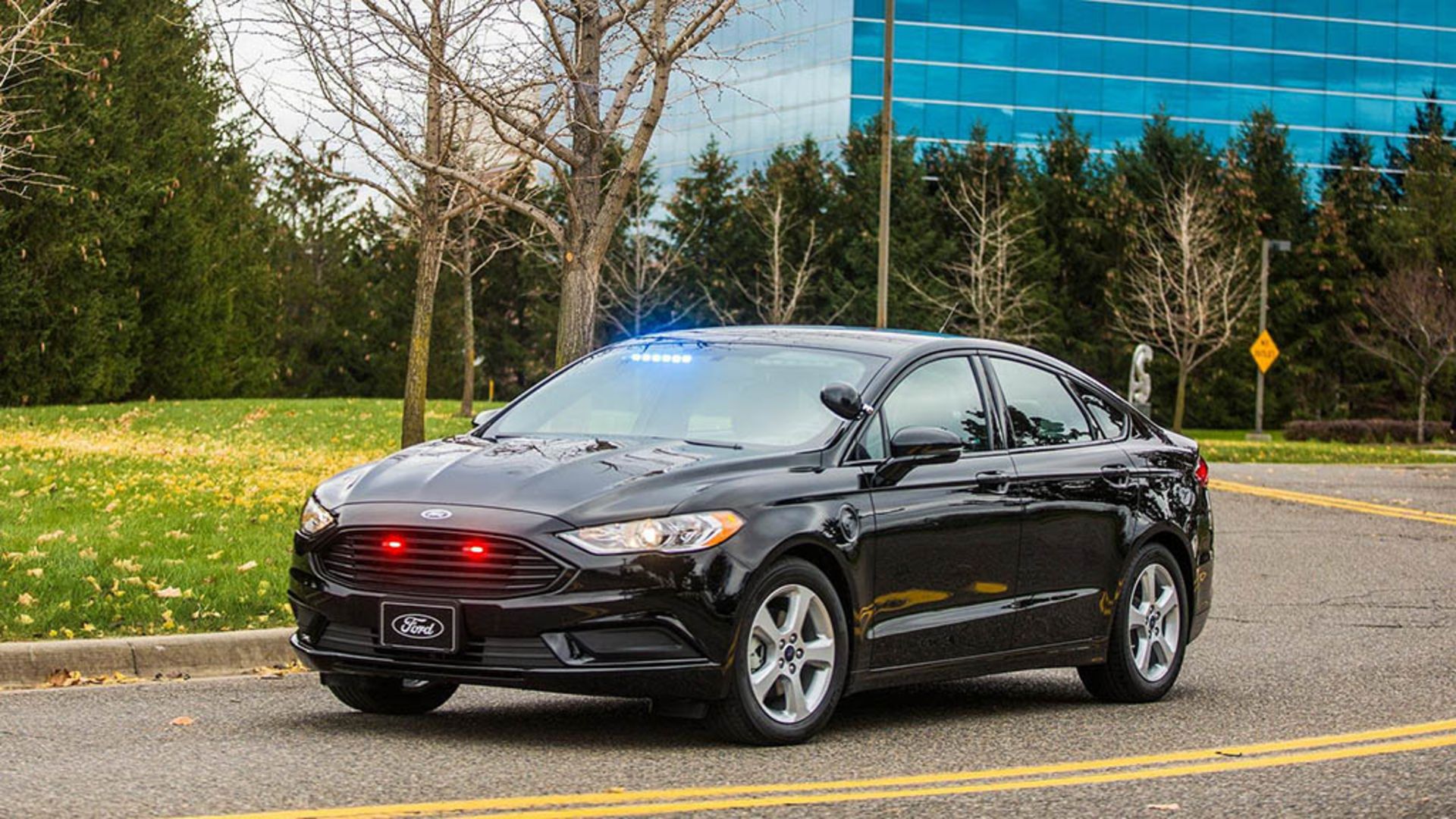 2017-ford-special-service-phev-sedan-2