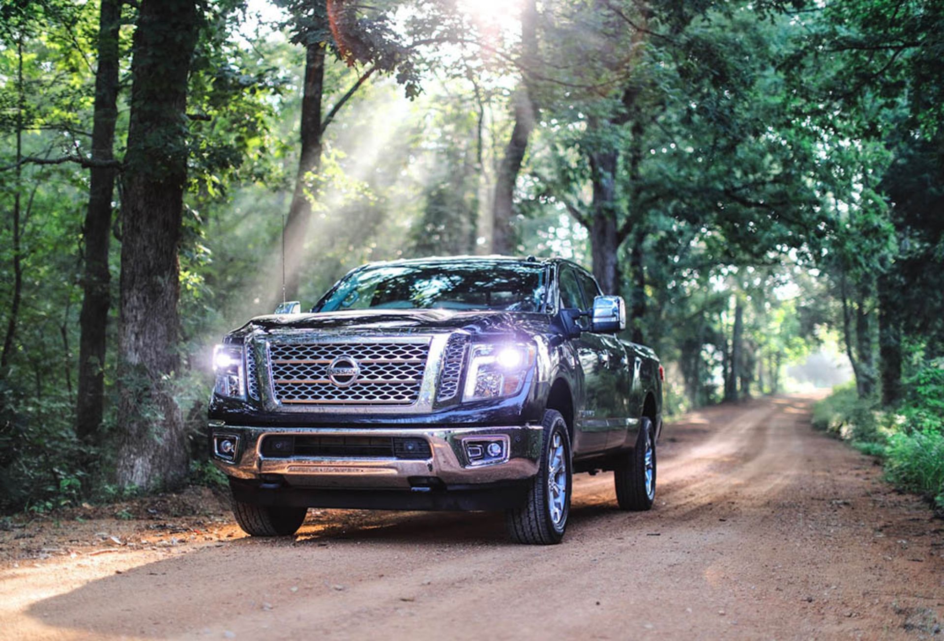 2018-Nissan-TITAN-6