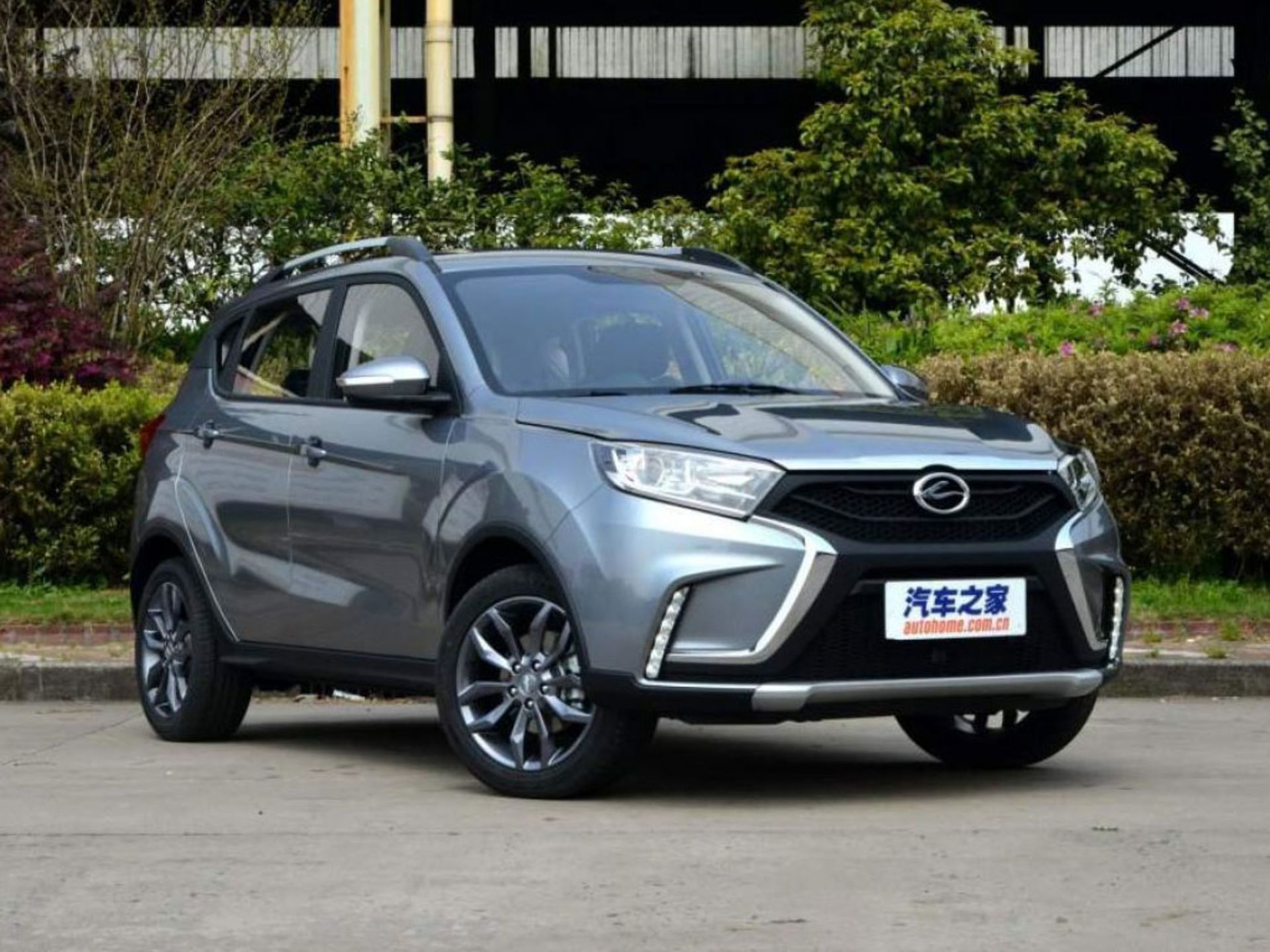 Landwind-X2-1