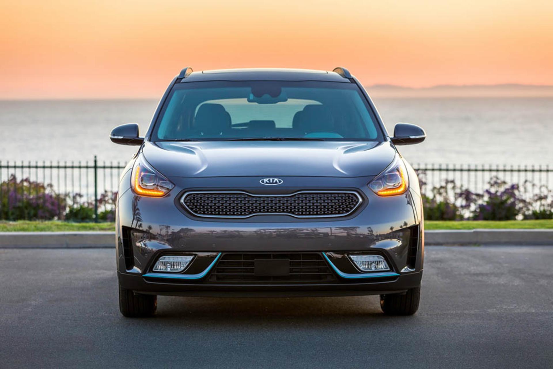 kia-niro-phev-la-debut-14