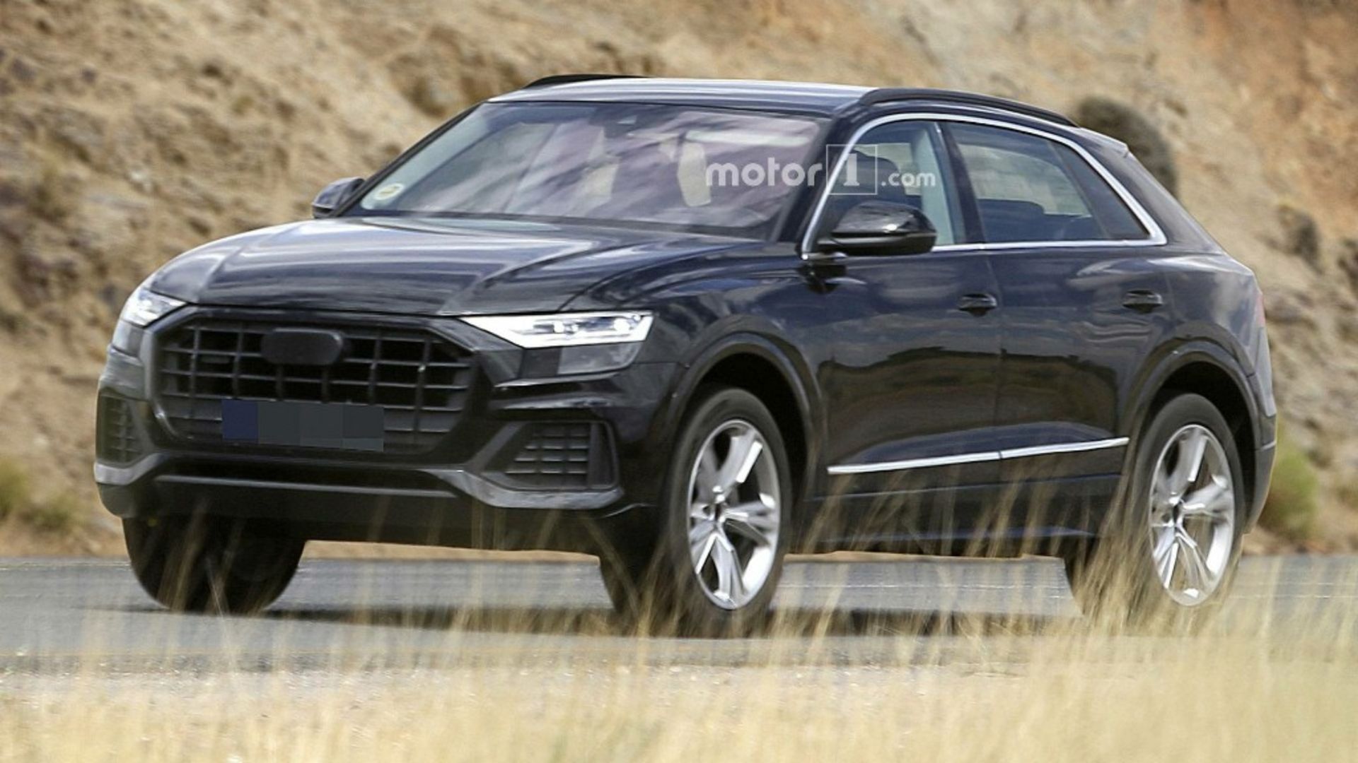 2019-audi-q8-spy-photo