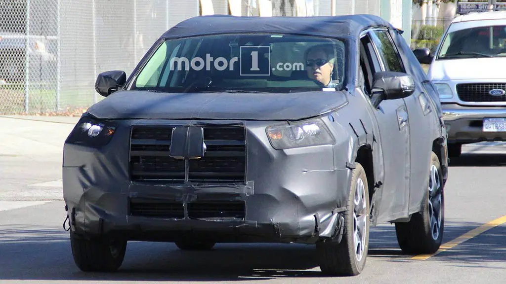 next-gen-toyota-rav4-spy-shots