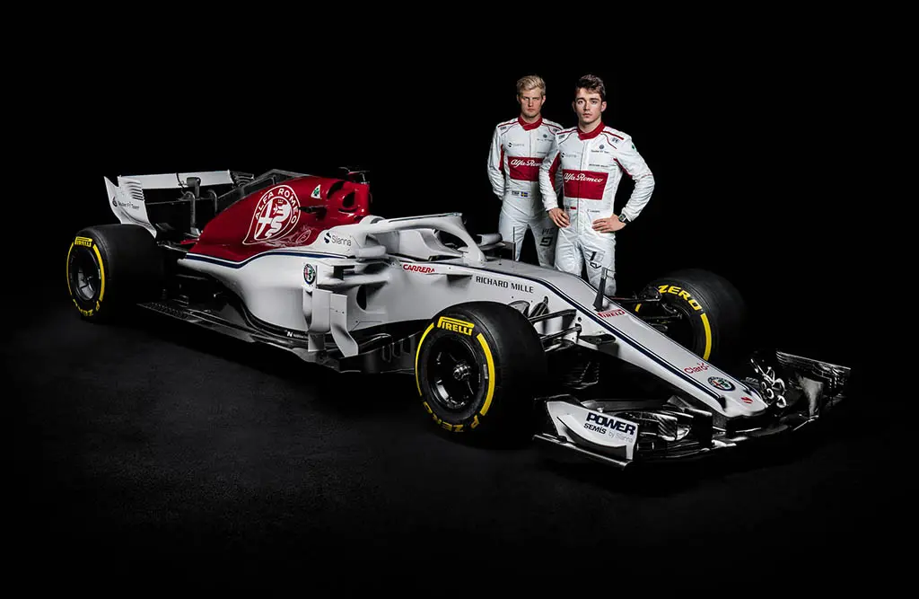 180220_Alfa_Romeo_Hero_Drivers_front_3_4-copy