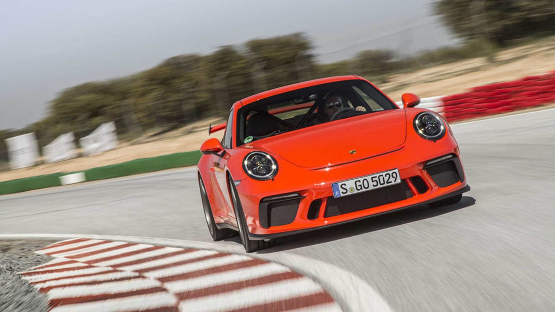 2017-porsche-911-gt3-pdk-first-drive 3