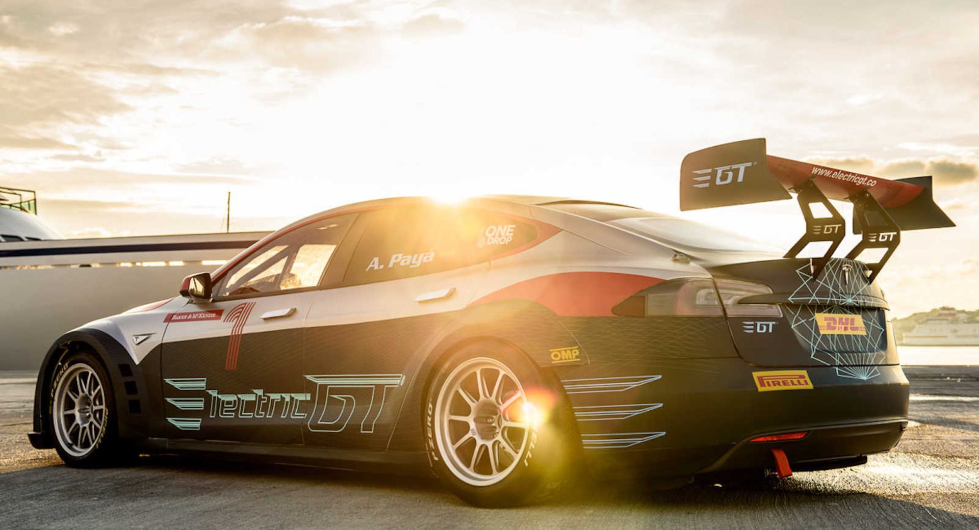 Tesla-Model-S-Electric-GT-6