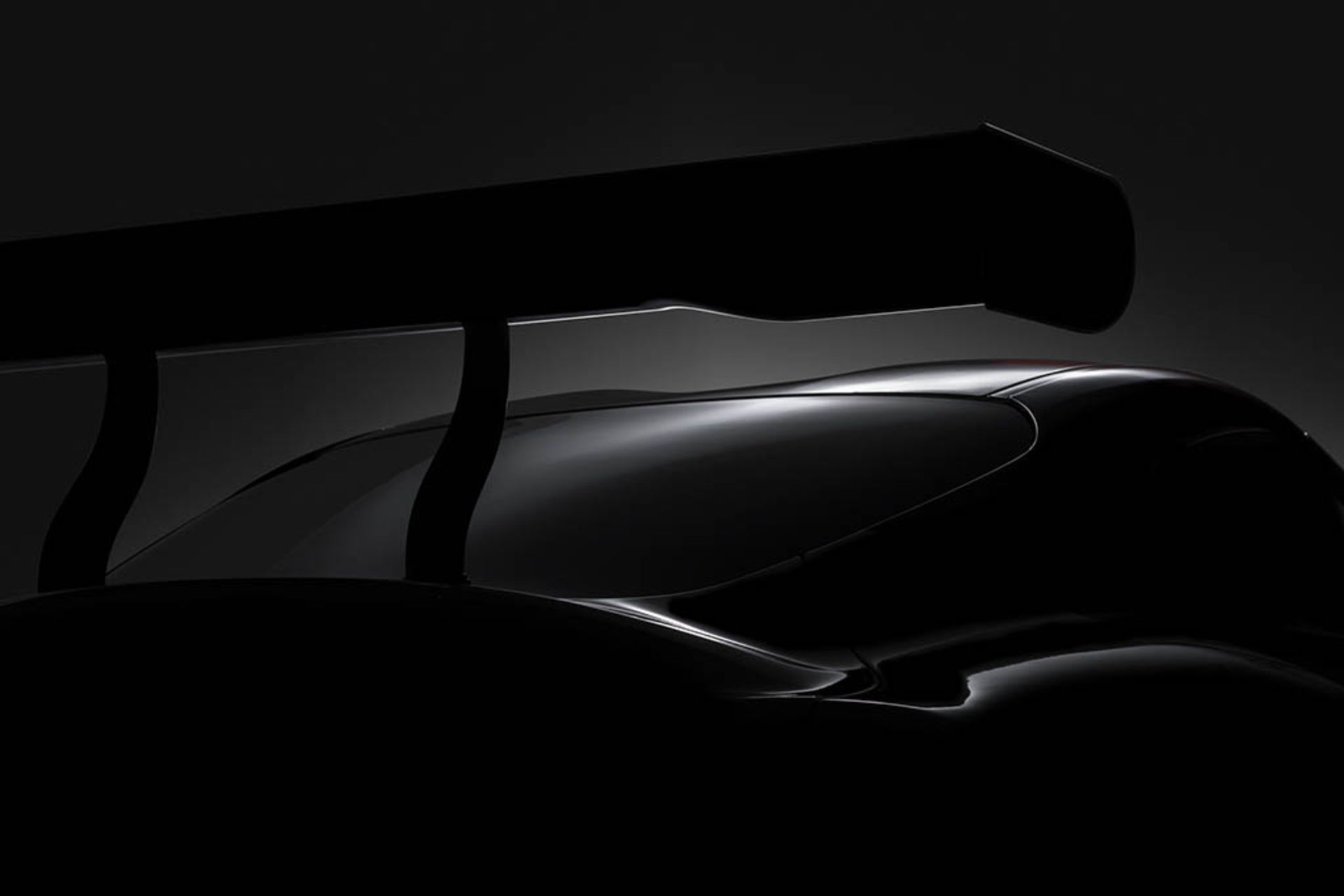 Toyota-Legend-Teaser-01