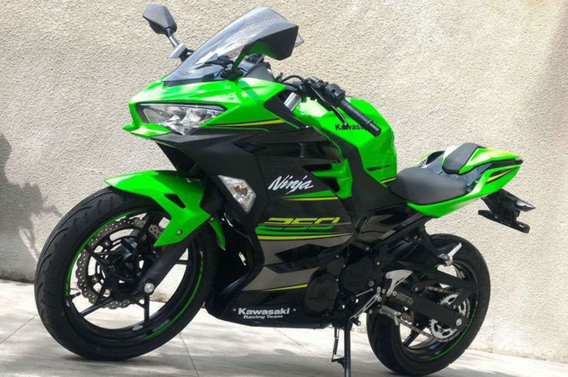 kawasaki-ninja-250-2018