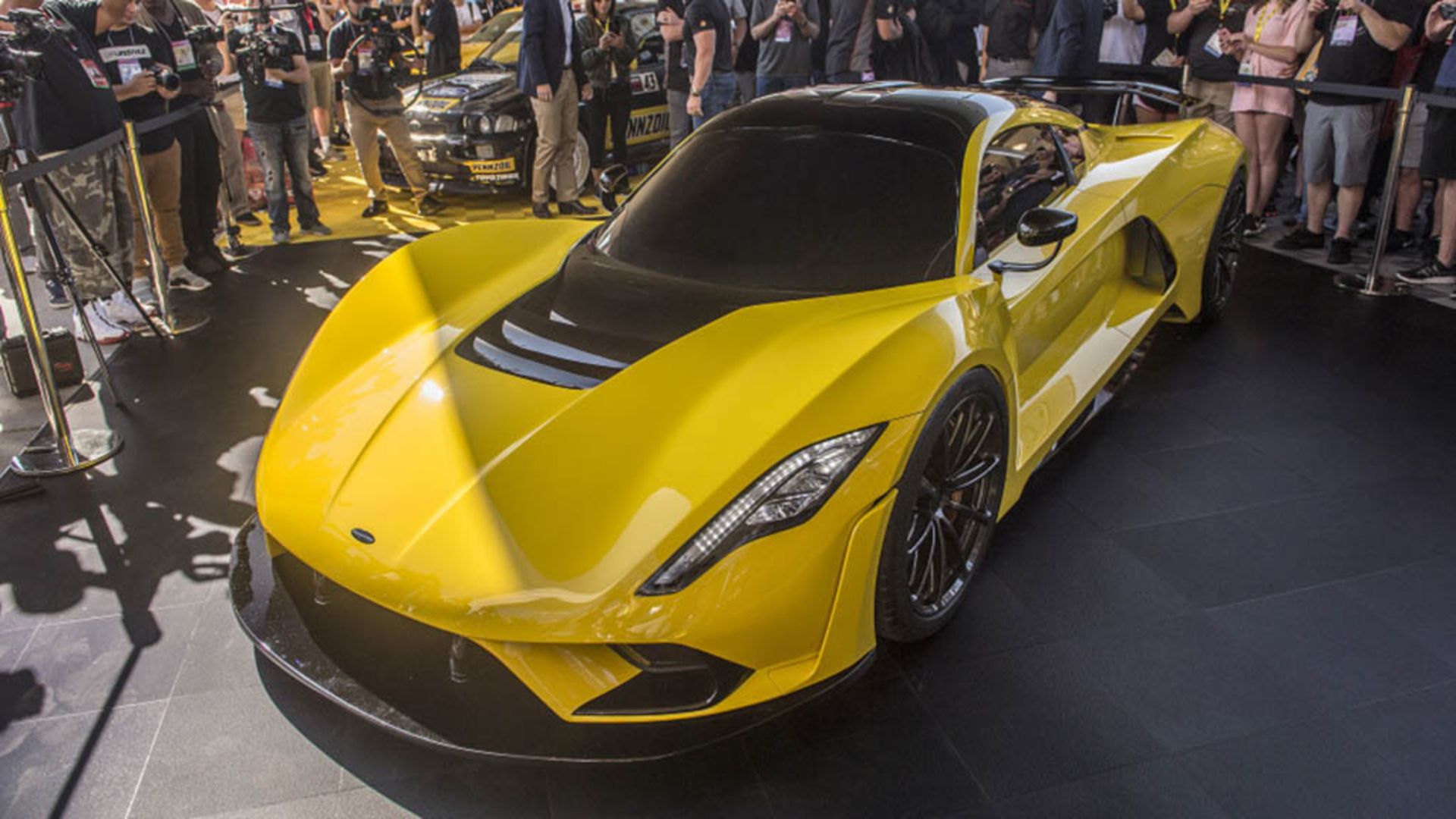 01-hennessey-venom-f5