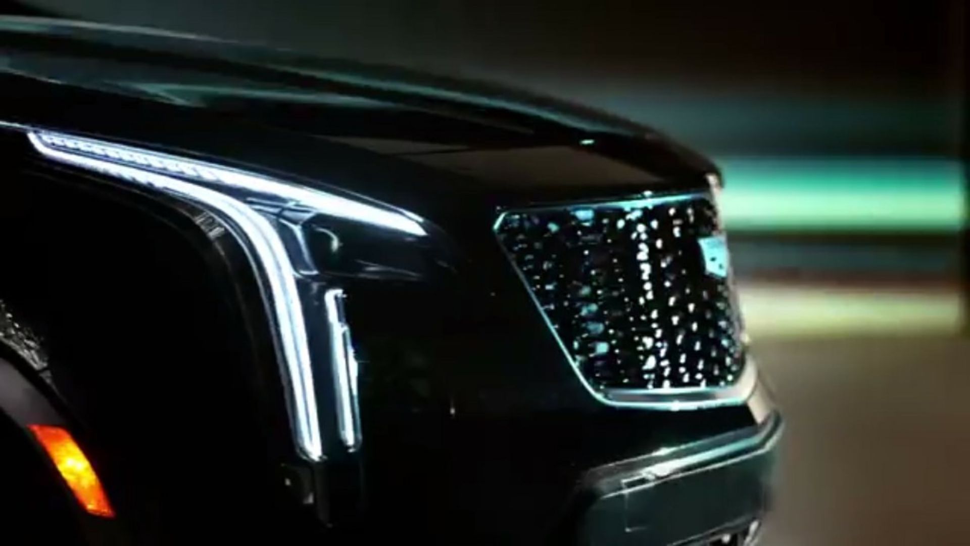 2019-Cadillac-XT4-113