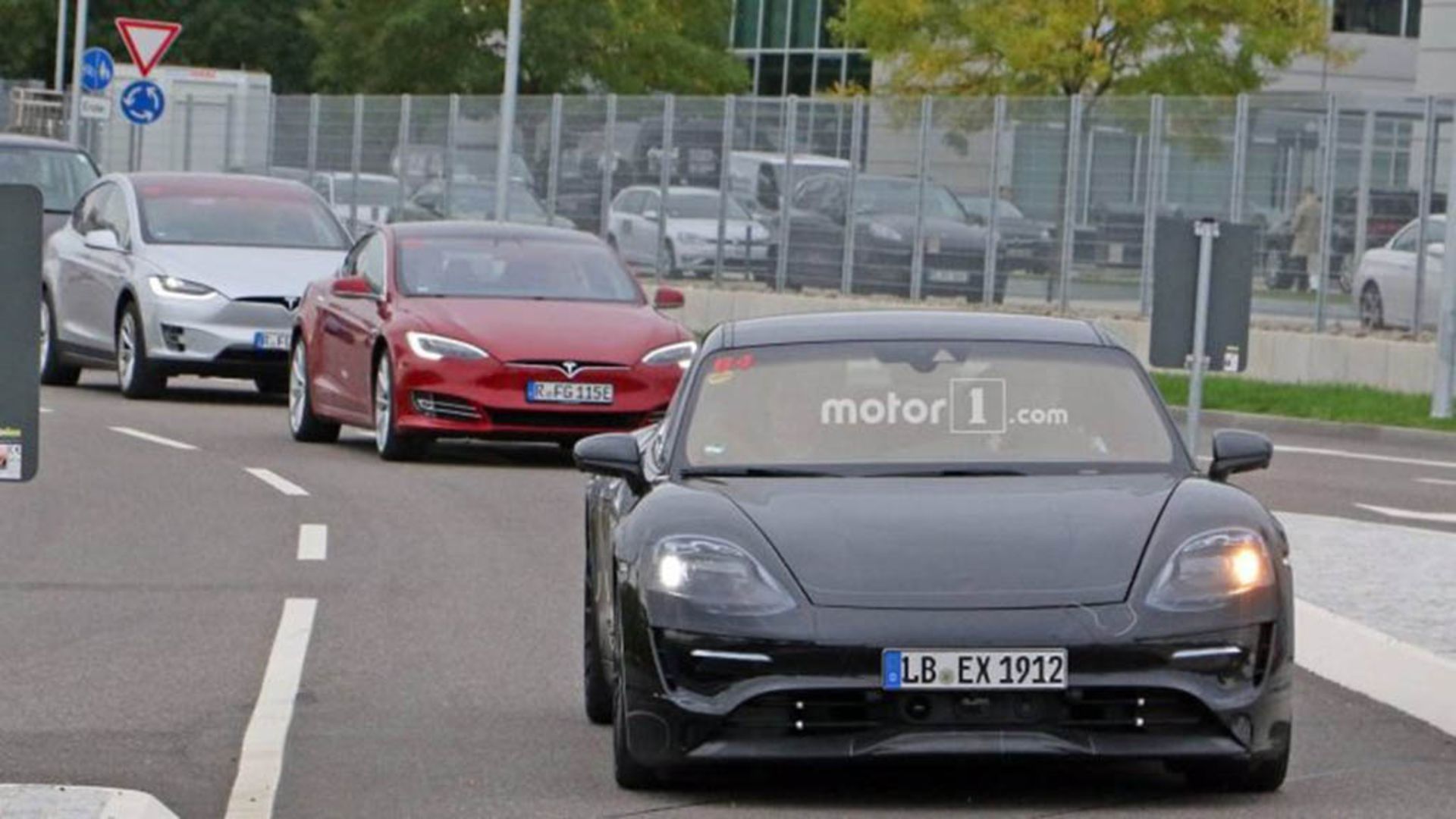 2020-porsche-mission-e-spy-photo