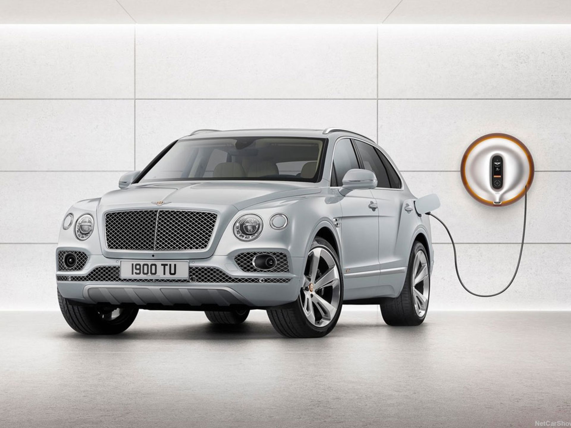 Bentley-Bentayga-Hybrid-1