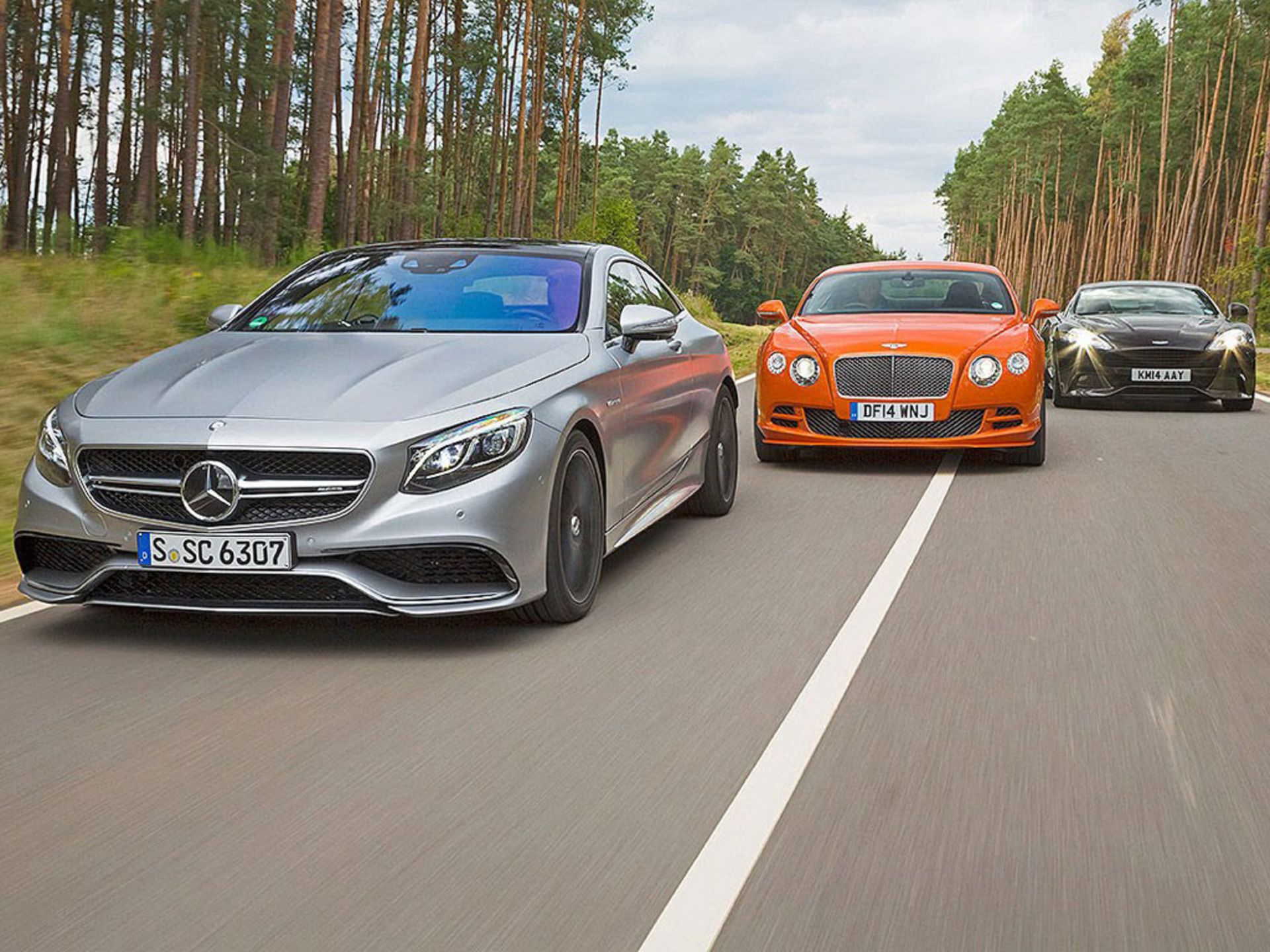 Luxury-Large-Coupe