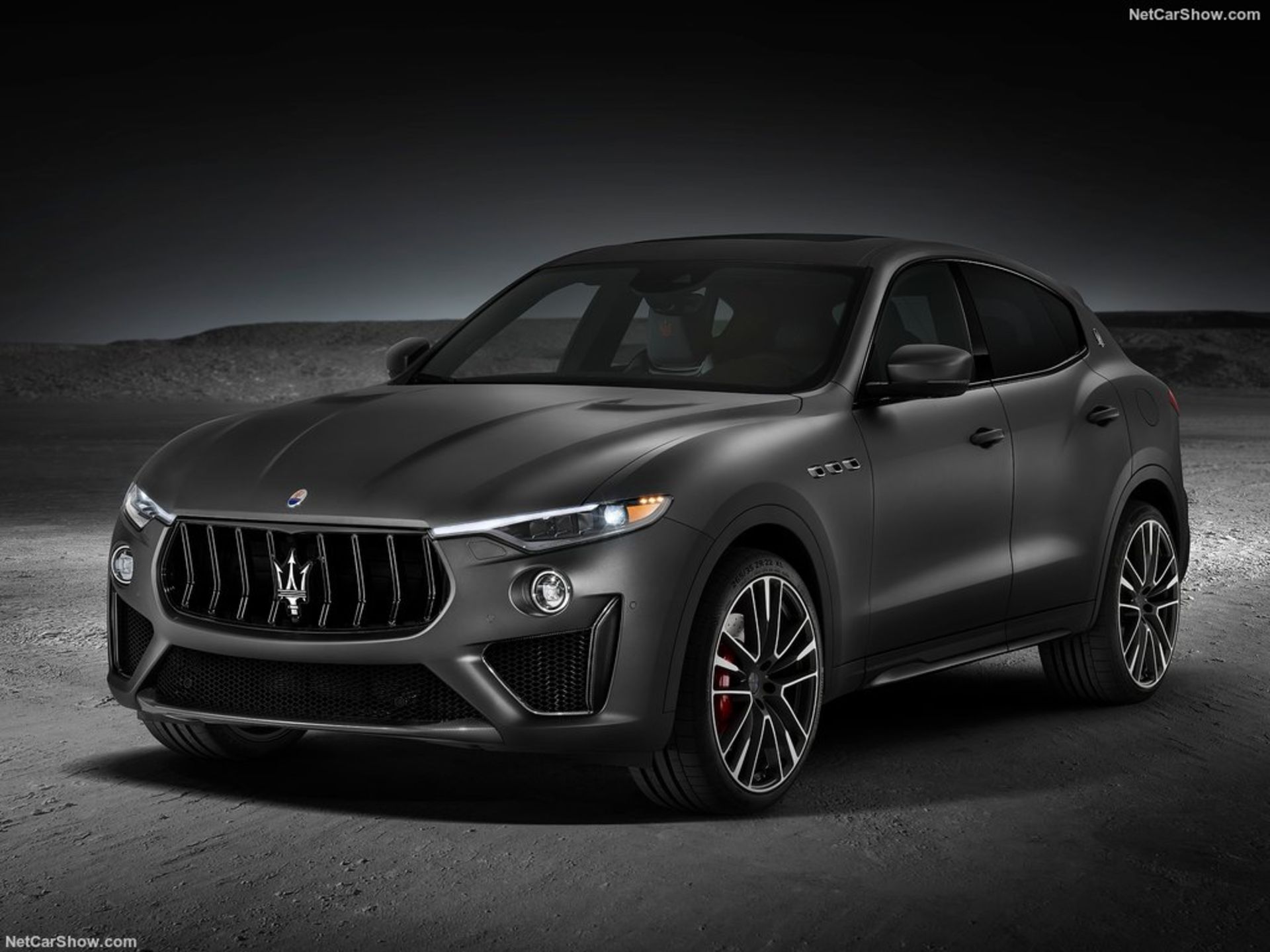 Maserati-Levante_Trofeo-2019-1024-01