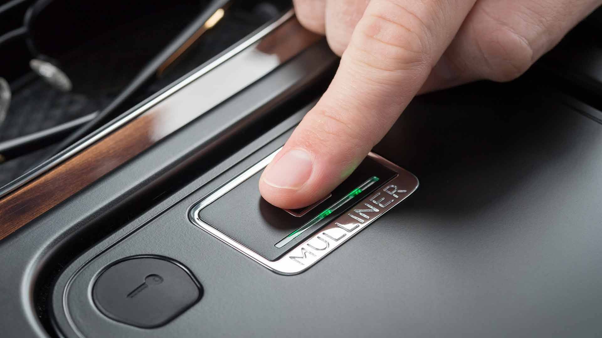 bentley-bentayga-fingerprint-storage5