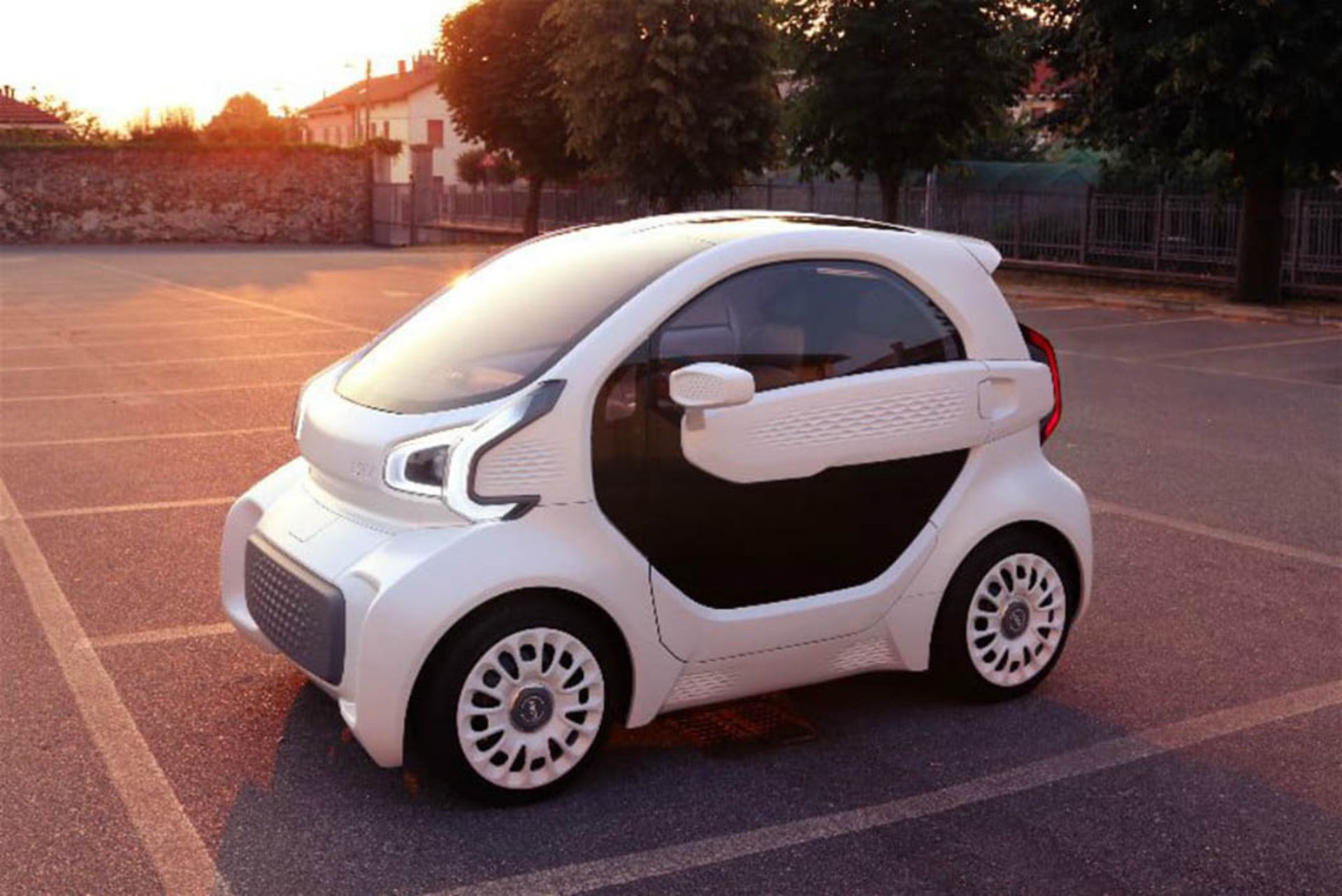 lsev-3d-printed-electric-car-01