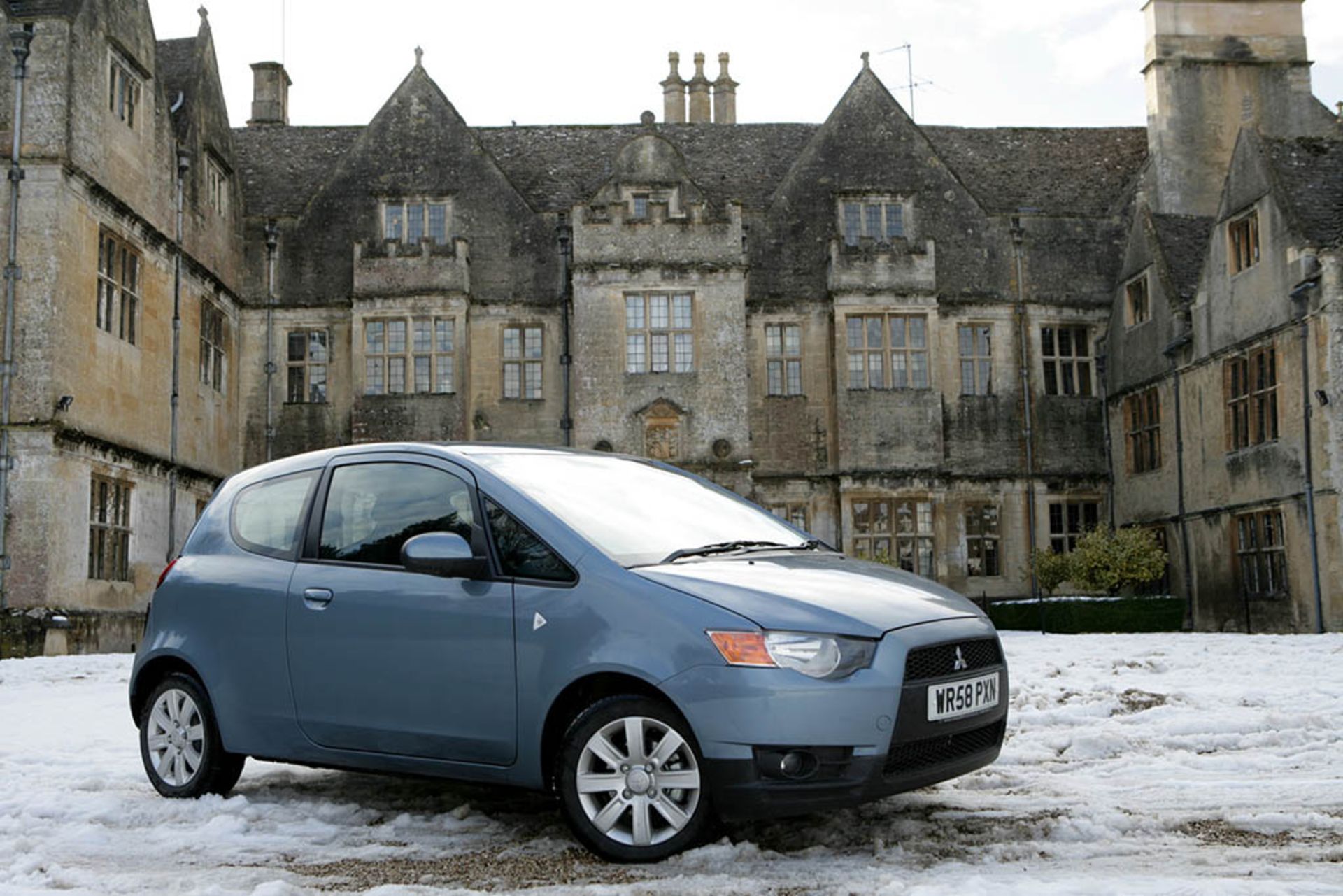 mitsubishi-colt-1