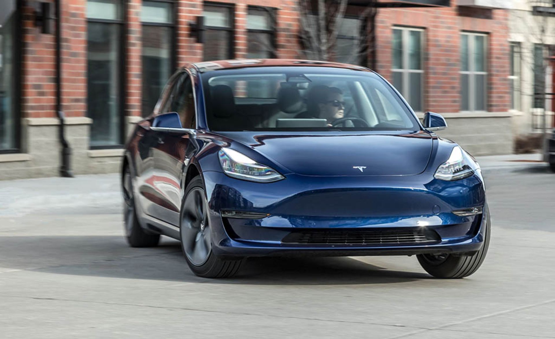 2018-Tesla-Model-3-205