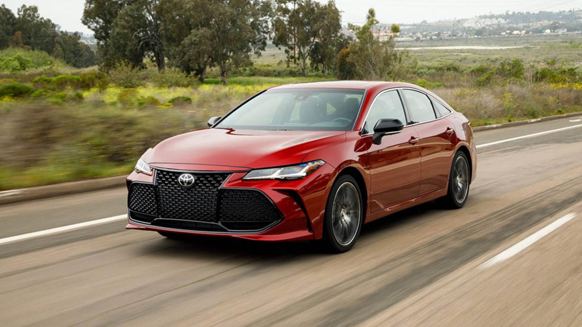 2019-toyota-avalon-first-drive