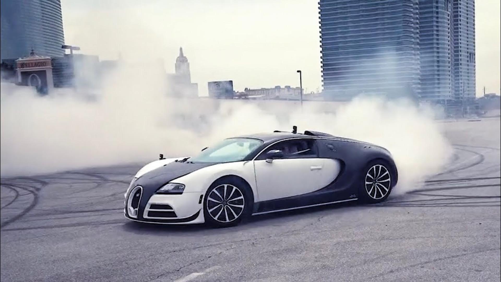 BUGATTI VEYRON DRIFTING & DONUTS