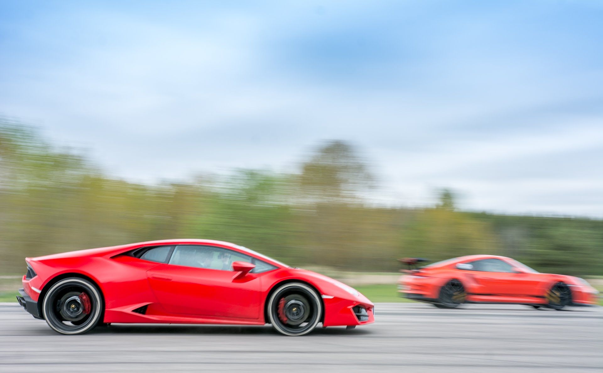 Porsche 991 GT3 RS vs Lamborghini Huracán