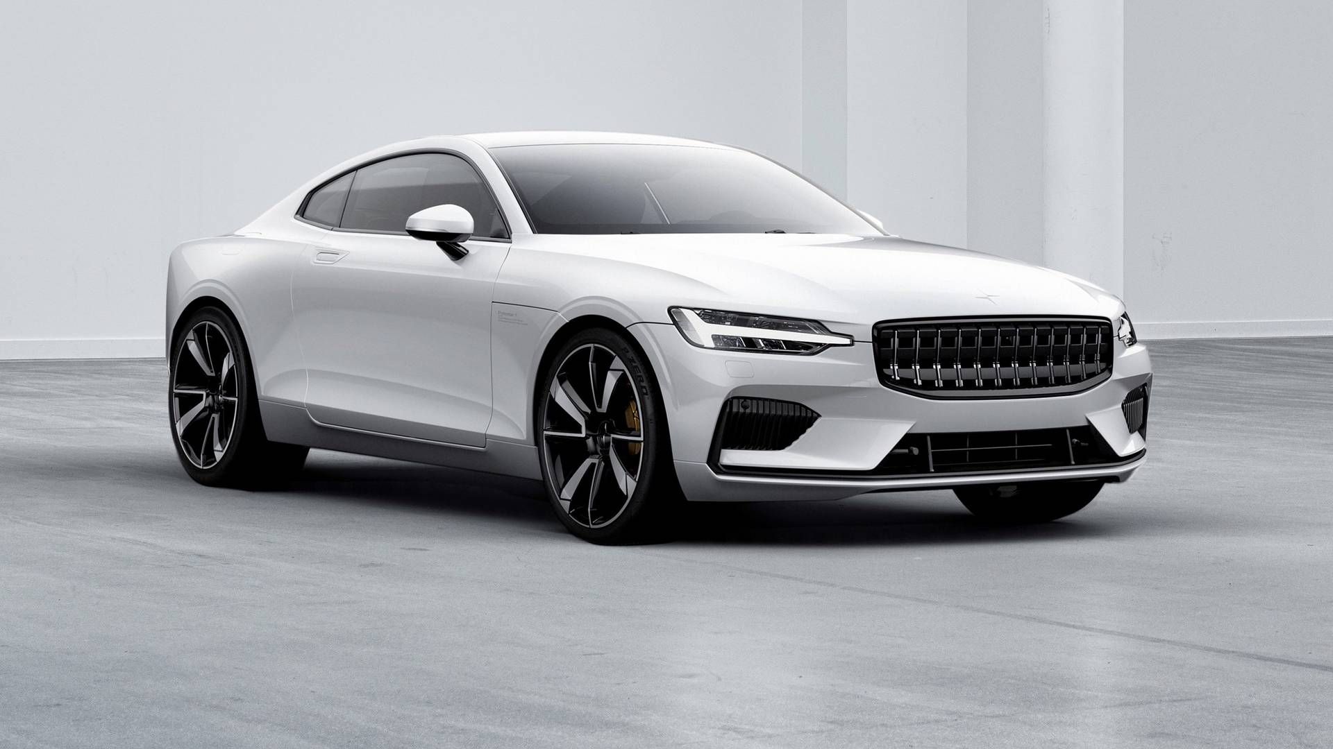 Polestar 1 white exterior, front