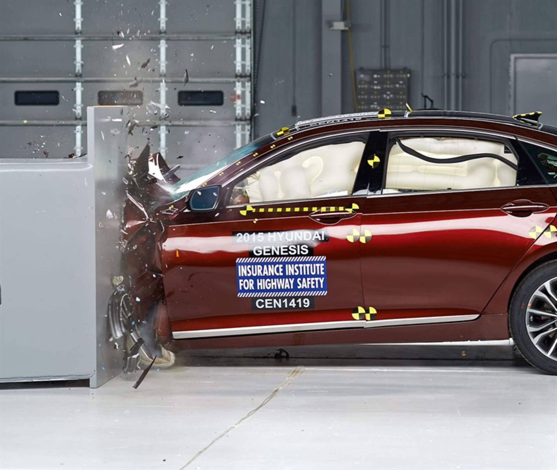 2018 Genesis G80 crash 1