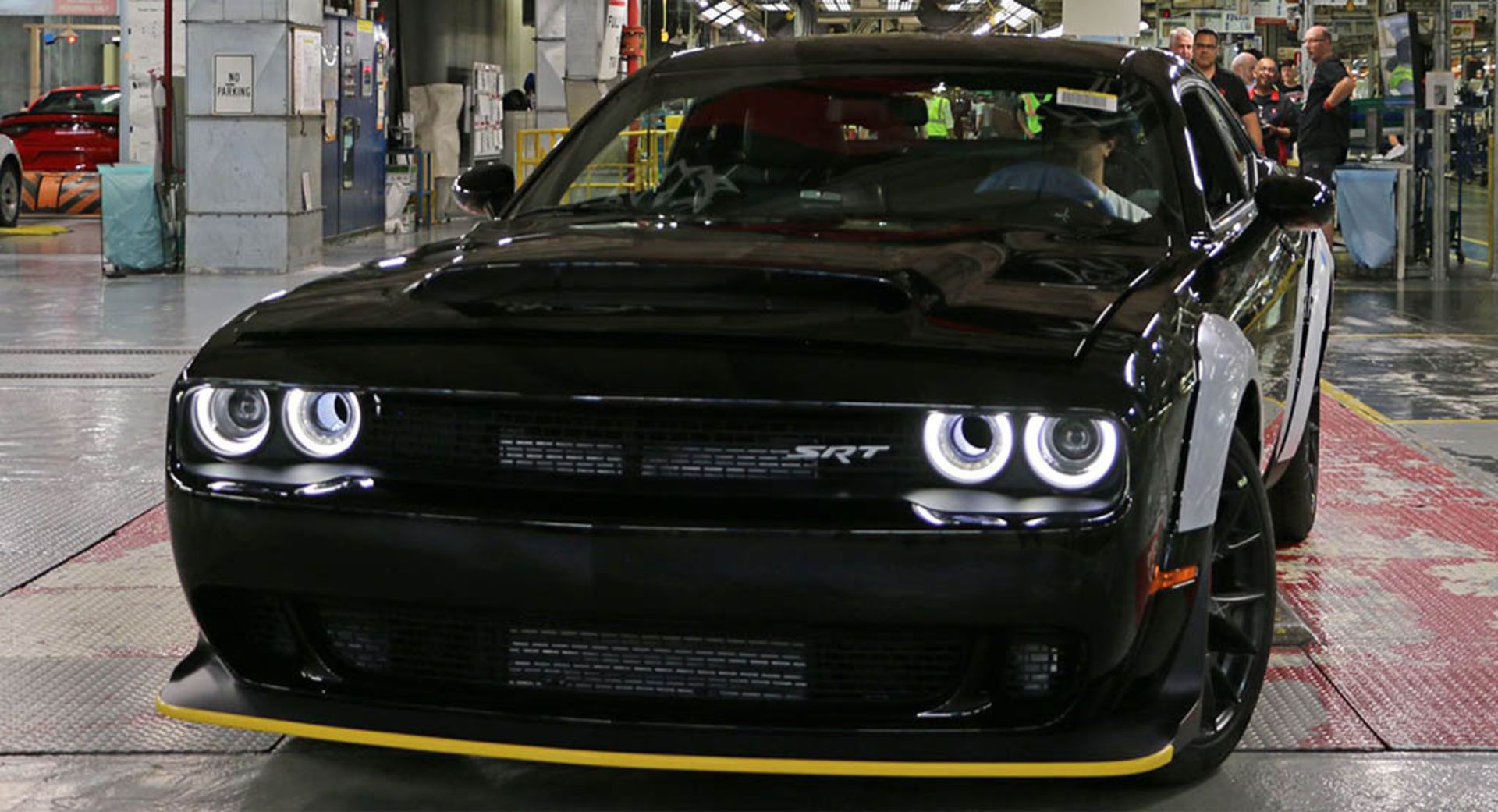 Dodge-Challenger-Demon-22