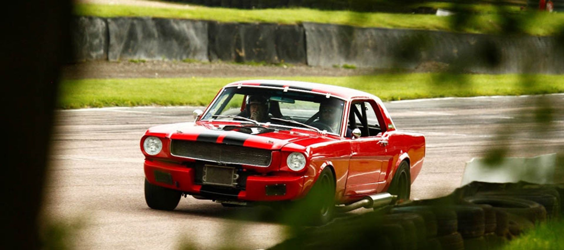 mustang-driving-experience-in-kent-big