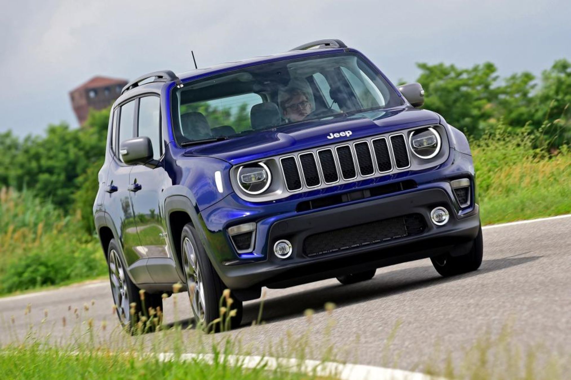 جیپ رنگید فیس‌لیفت