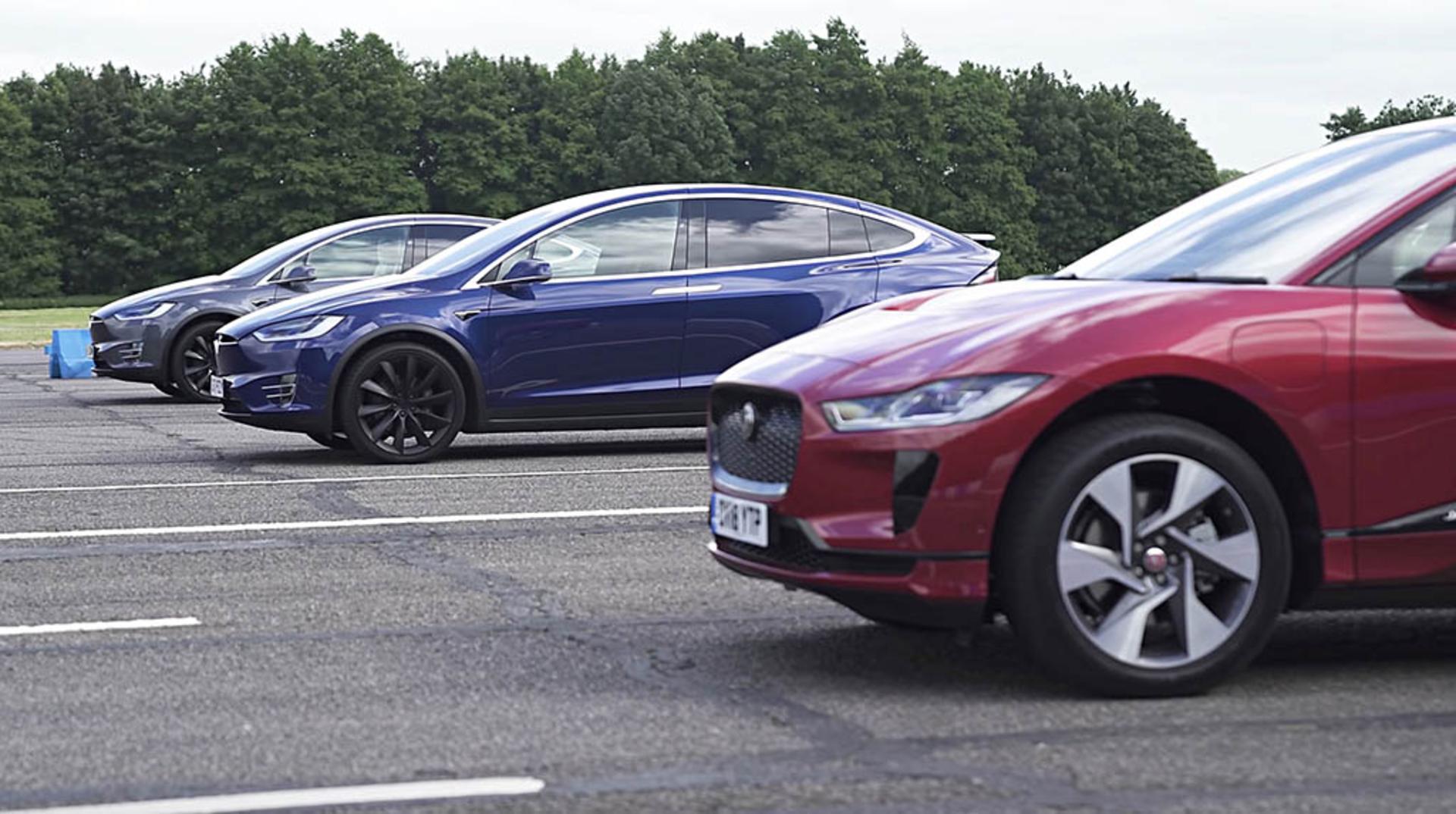 jaguar-i-pace-drag-race-vs-tesla-model-x