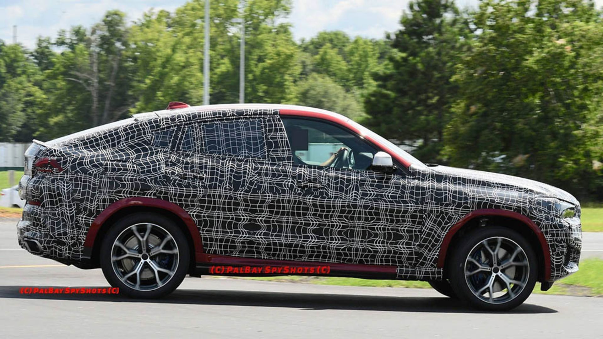 2020-bmw-x6-spy-3