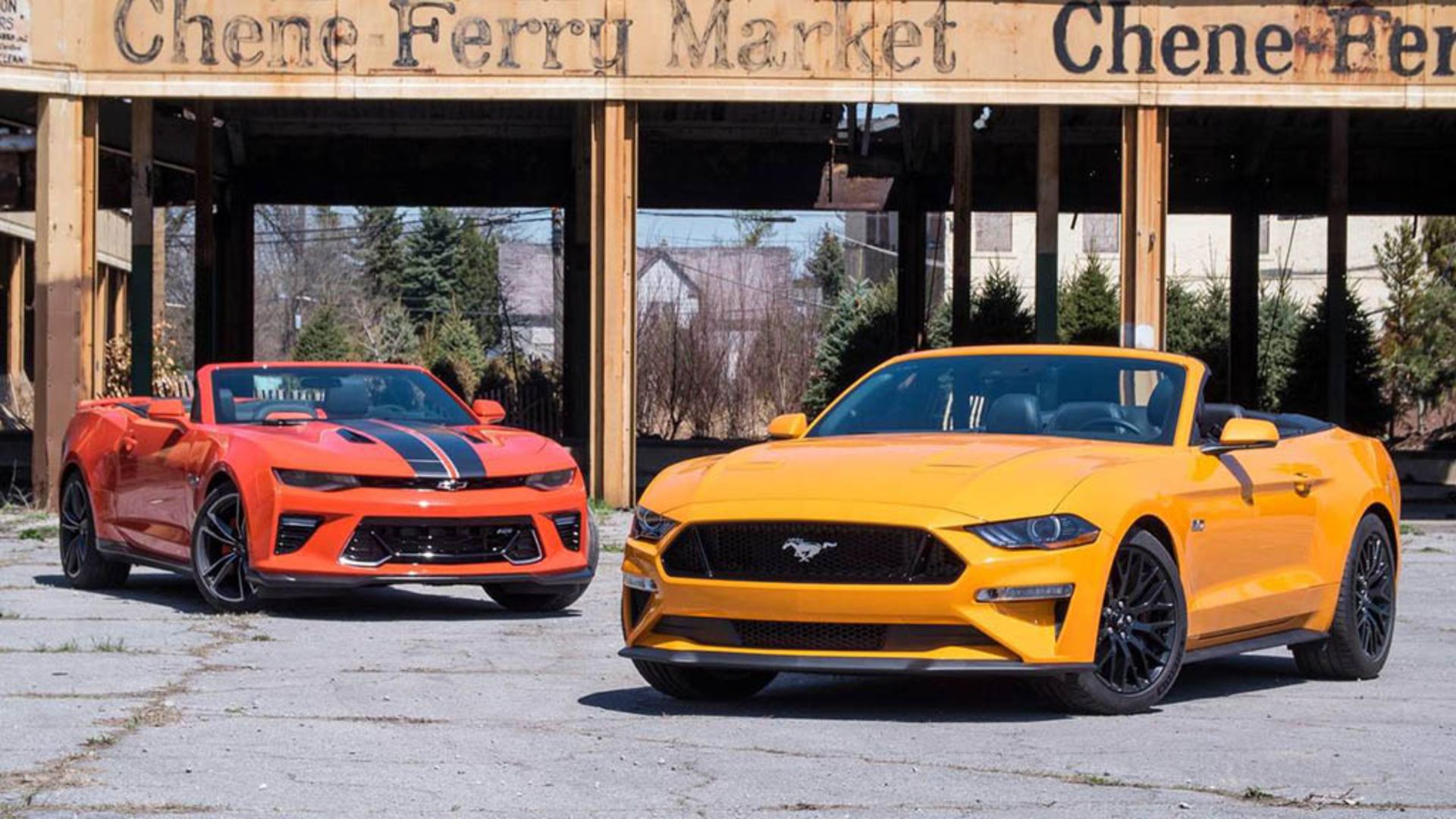 chevy-camaro-ss-vs-ford-mustang-gt-top-down-tussle