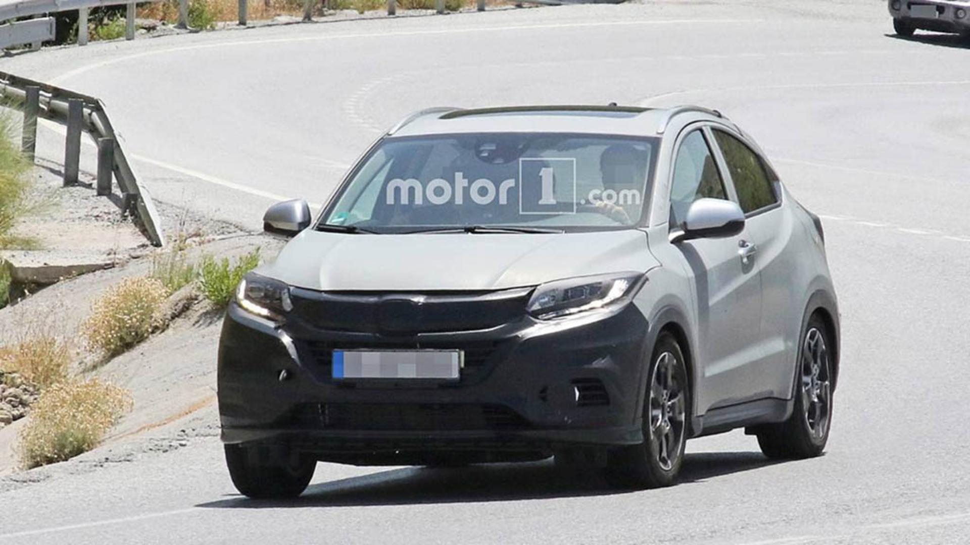 honda-hr-v-facelift-spy-photo