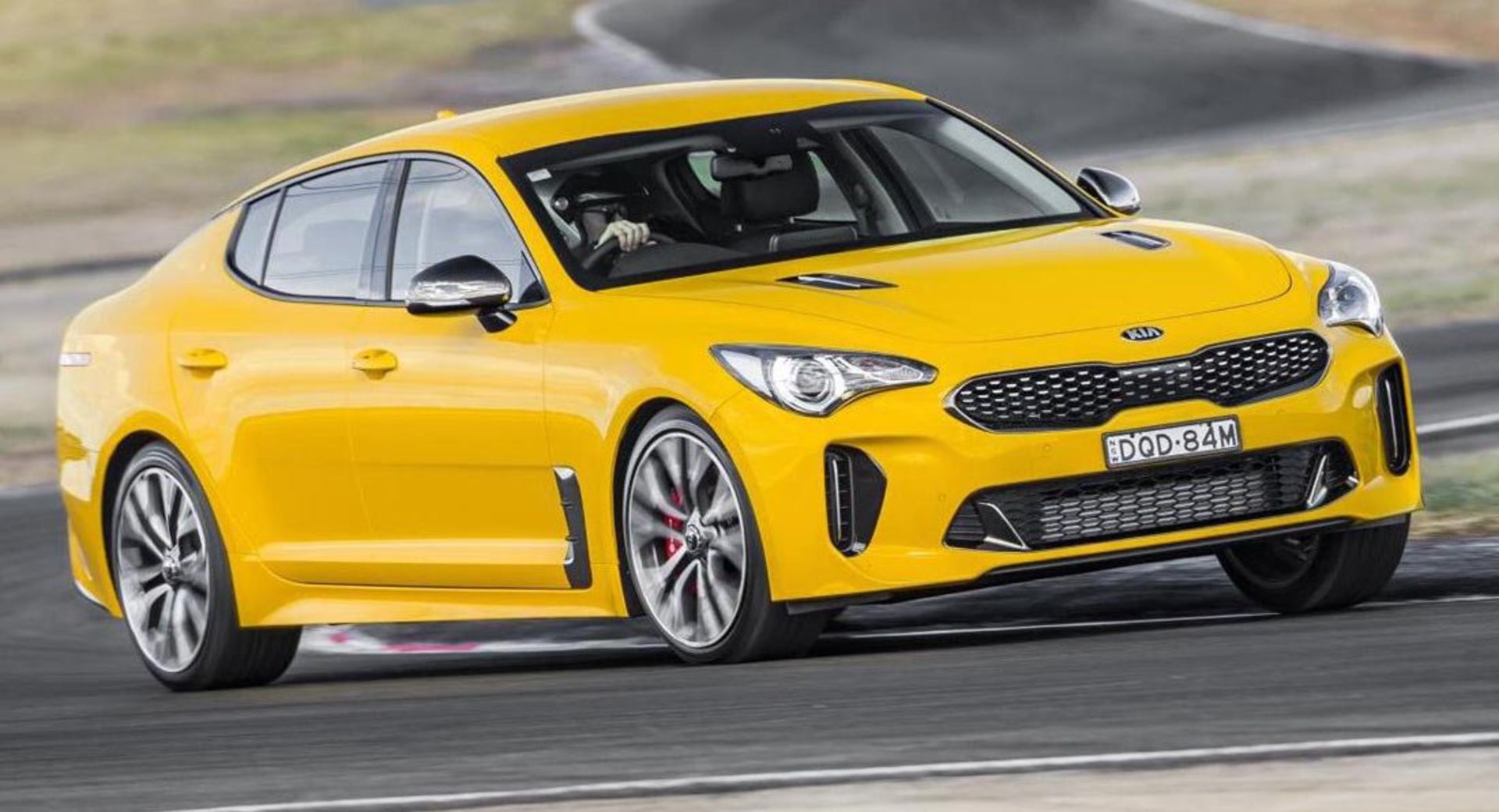 kia-stinger-sunset-yellow-repair-