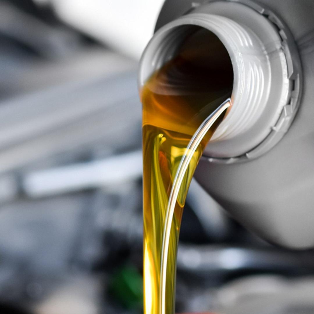 8 - shutterstock_401009347-oil