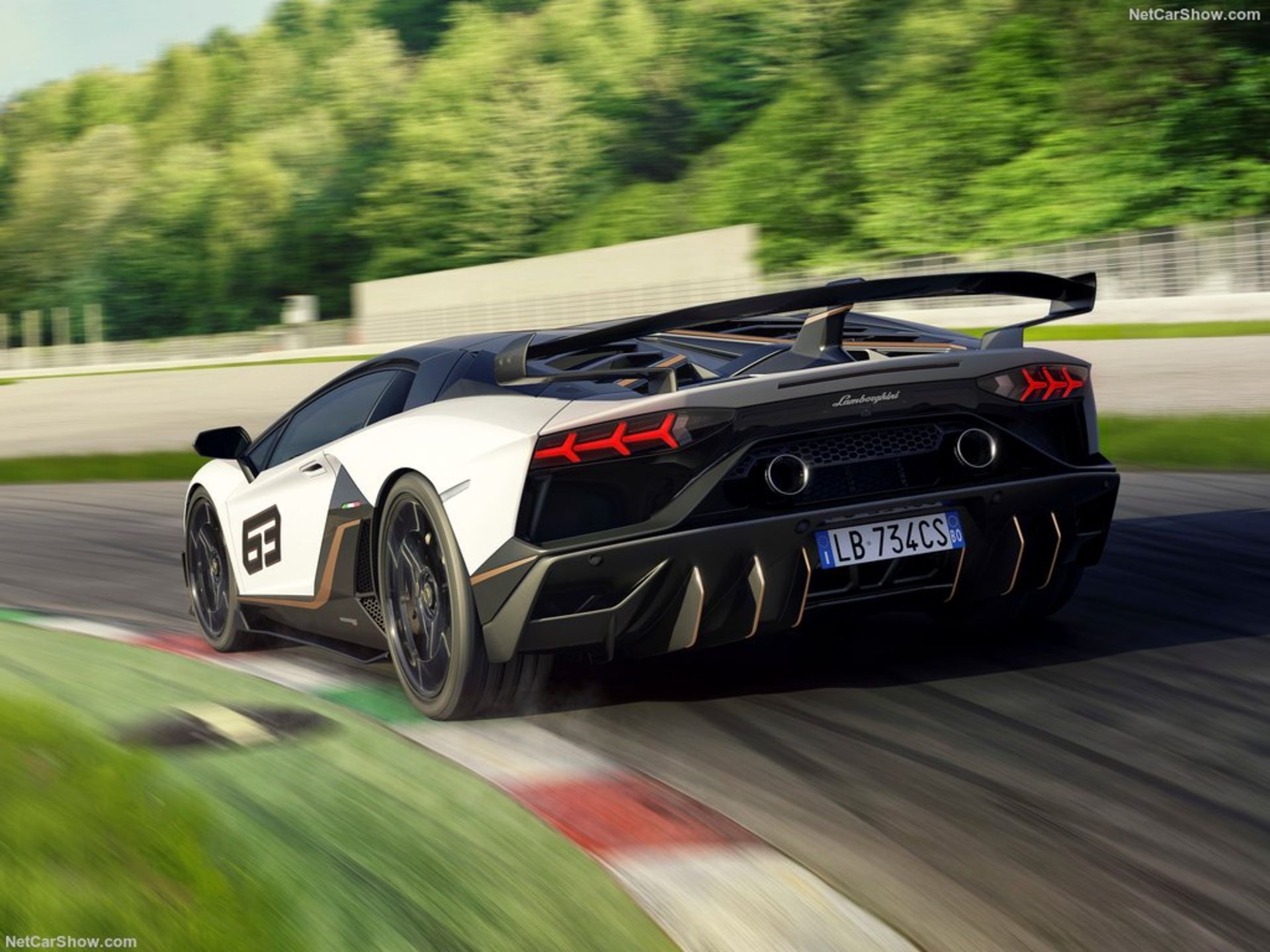 Lamborghini-Aventador_SVJ-2019-1024-08