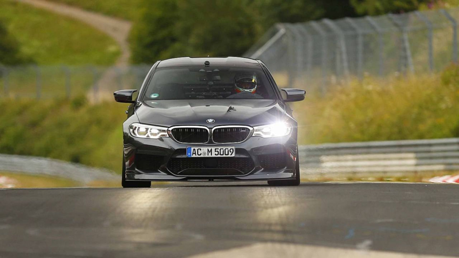 bmw-m5-by-ac-schnitzer-at-the-nurburgring