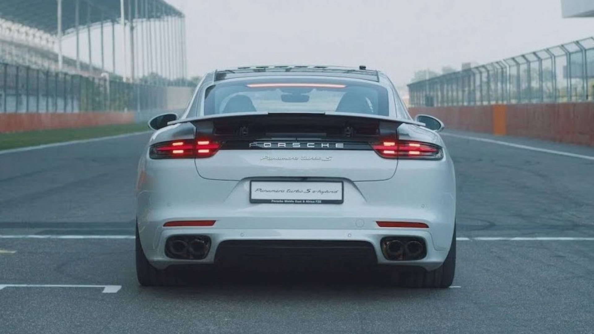 porsche-panamera-turbo-s-e-hybrid