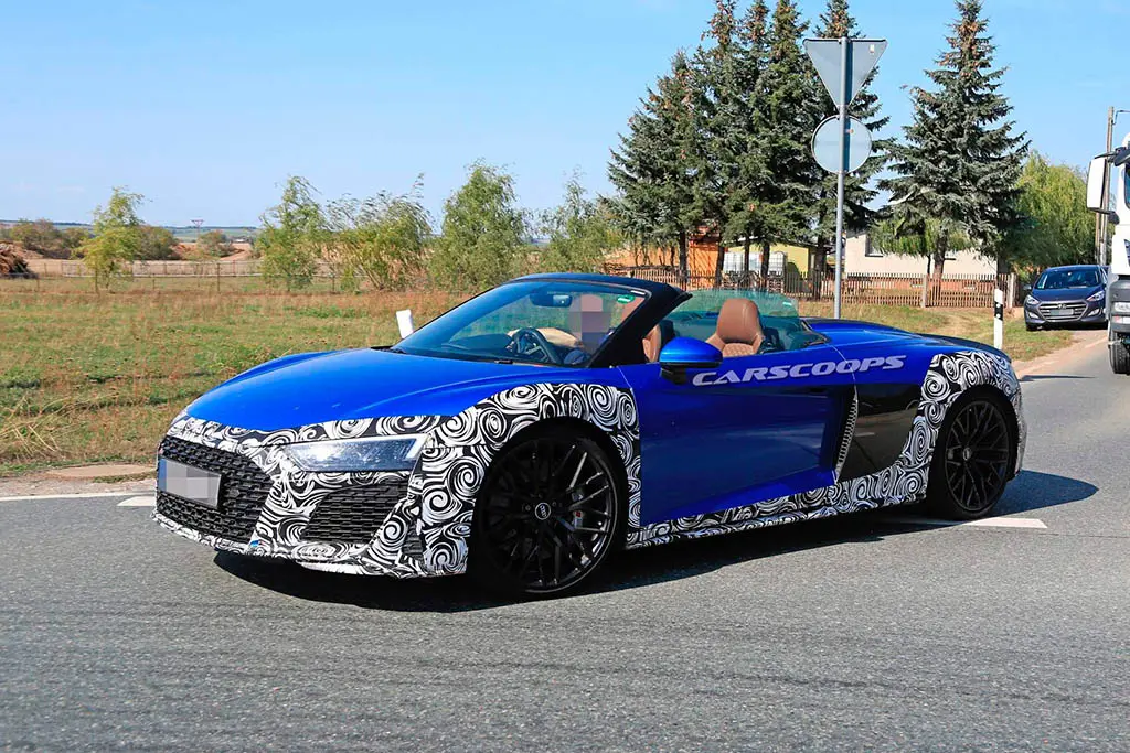 2019-audi-r8-spyder-spy-shots-4