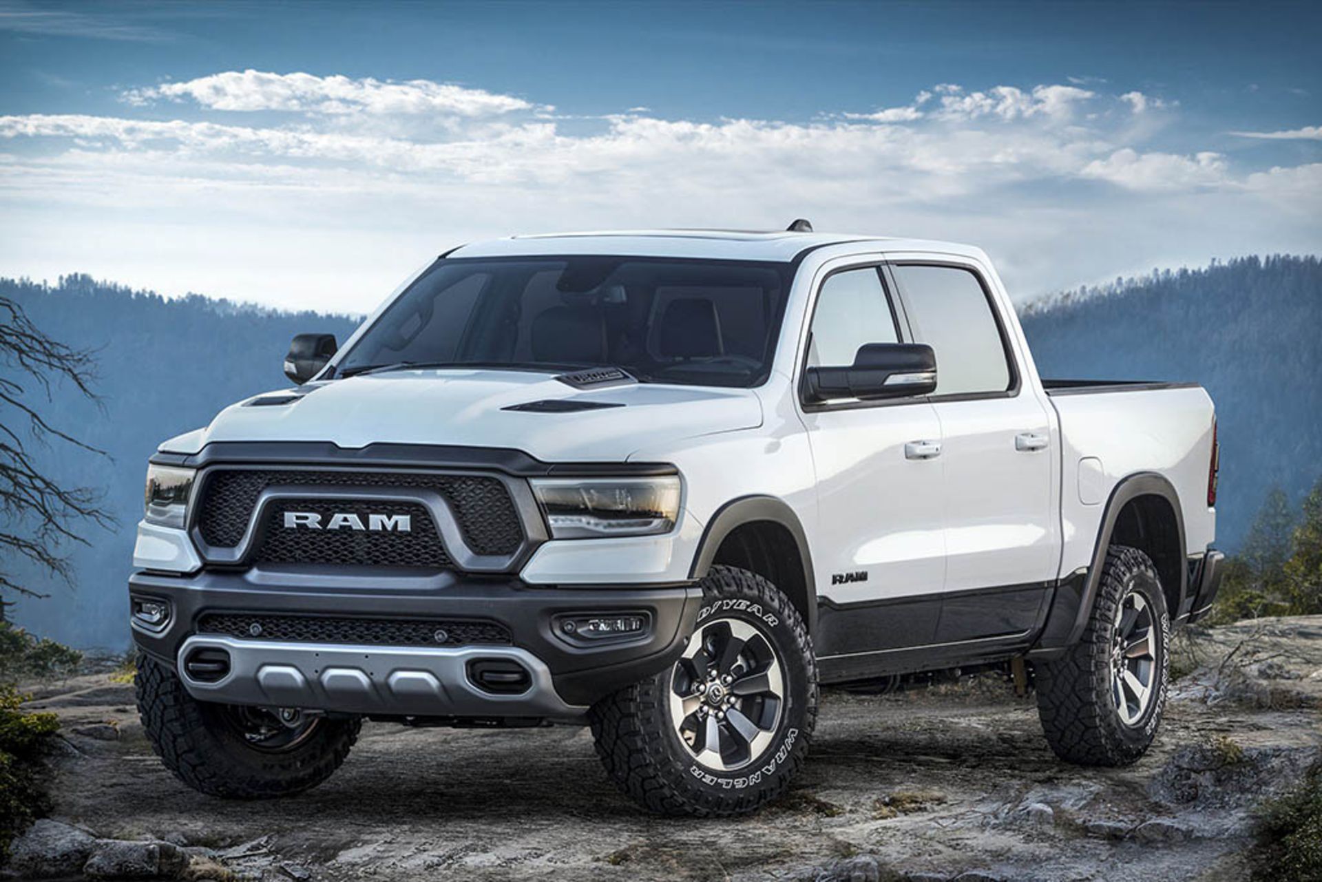 2019-ram-1500-rebel-12-1