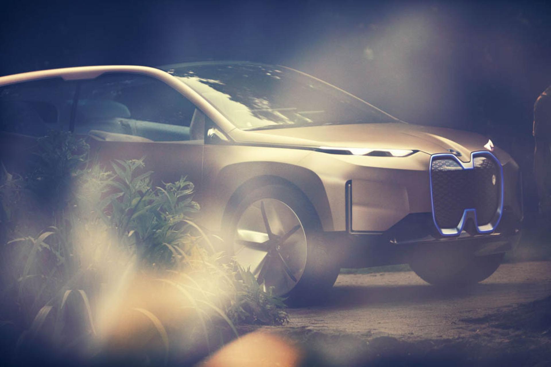 bmw-vision-inext-037